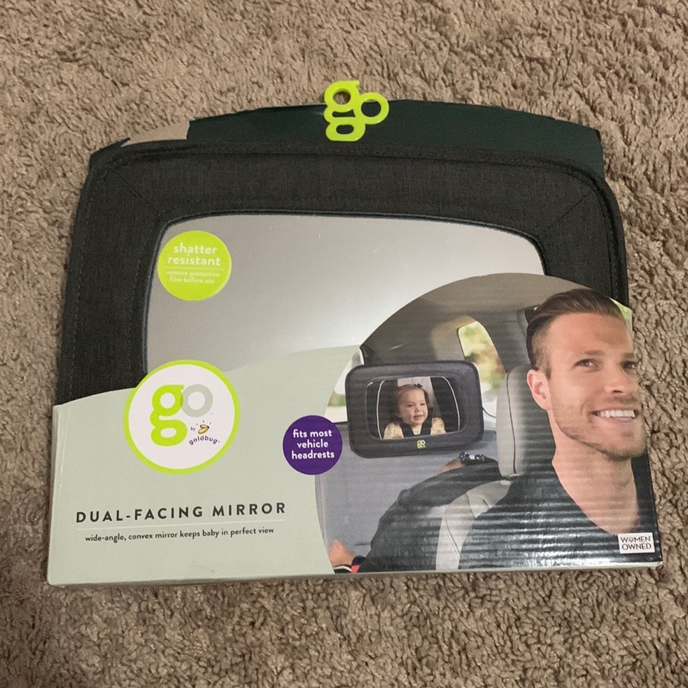 Dual Facing Mirror
